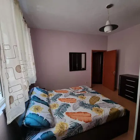 Bufi Properties Liqeni Thate Tirana